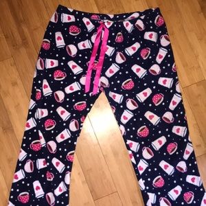 Very cute fleece like pajamas